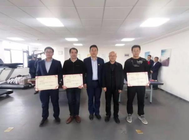 市产投集团团委举办球类联谊比赛(图3) 市产投集团团委举办球类联谊比赛(图3)