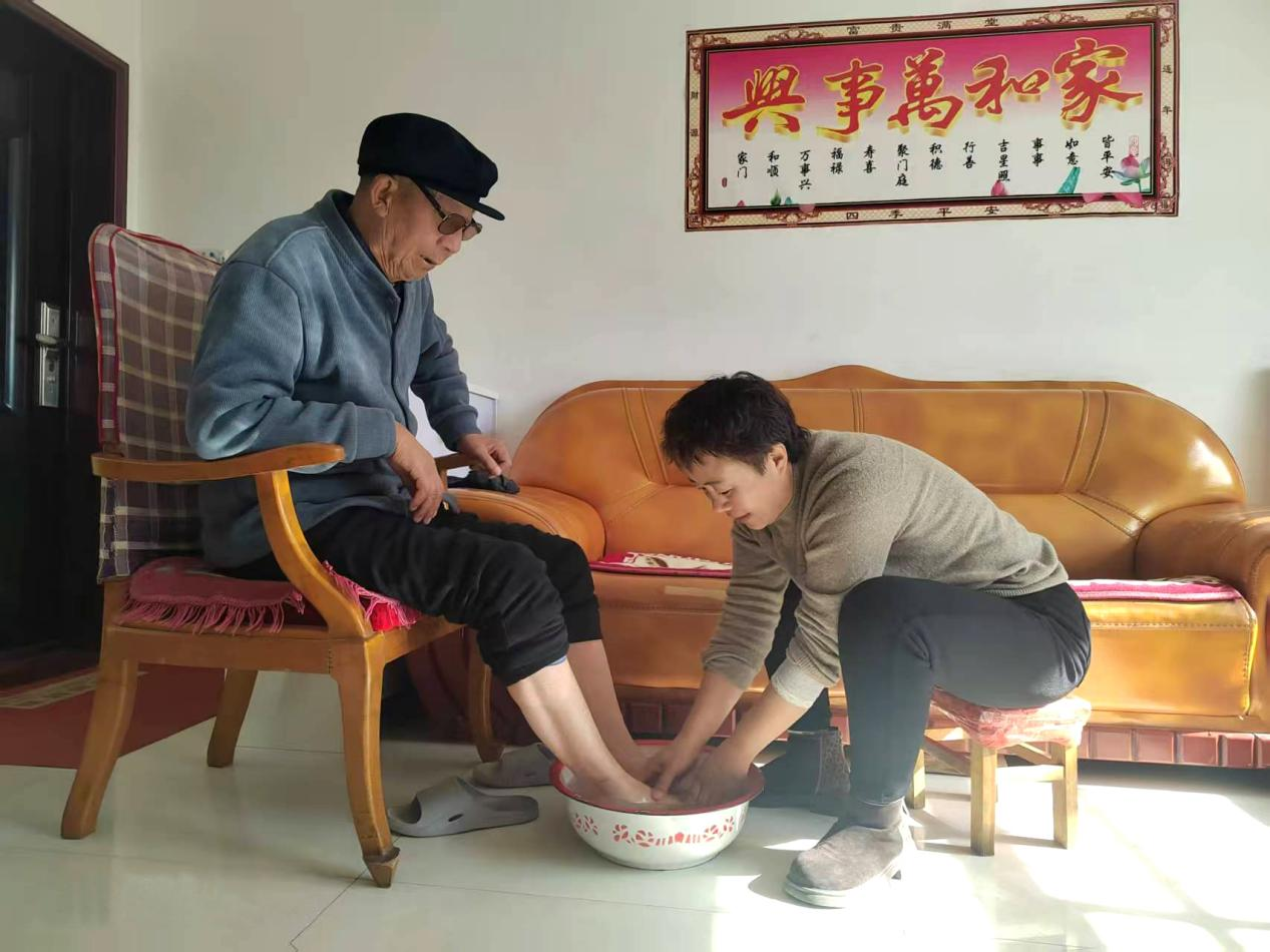 中共华体会体育在线（中国）唯一官方网站委员会关于对2024年度“产投榜样”进行公示的公告(图5)